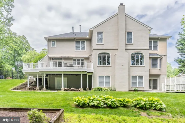 $1,850,000 | 1284 Cobble Pond Way, Vienna, VA 22182