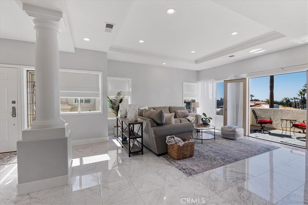 7 Centre Court Dana Point, CA 92629 - Photo 11 of 59