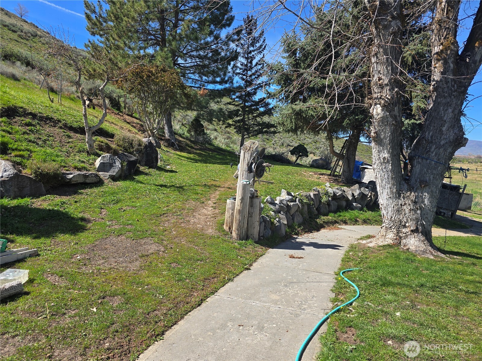 710 Adobe Way Selah, WA 98942 - Photo 20 of 24