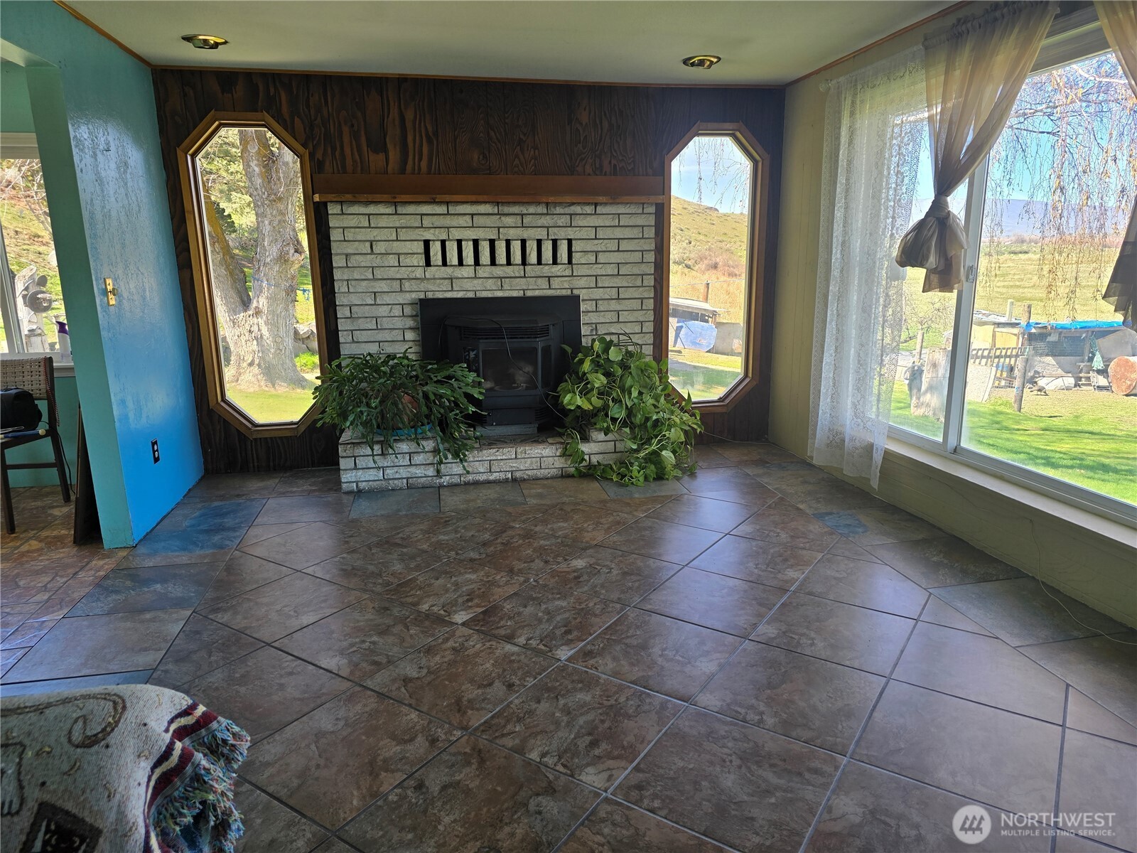 710 Adobe Way Selah, WA 98942 - Photo 10 of 24