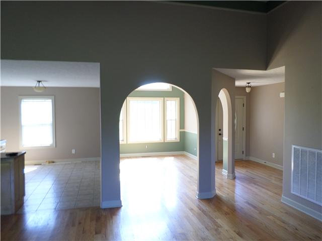 305 Brummitt Road Castalian Springs, TN 37031 - Photo 3 of 16 Gallery Image 3