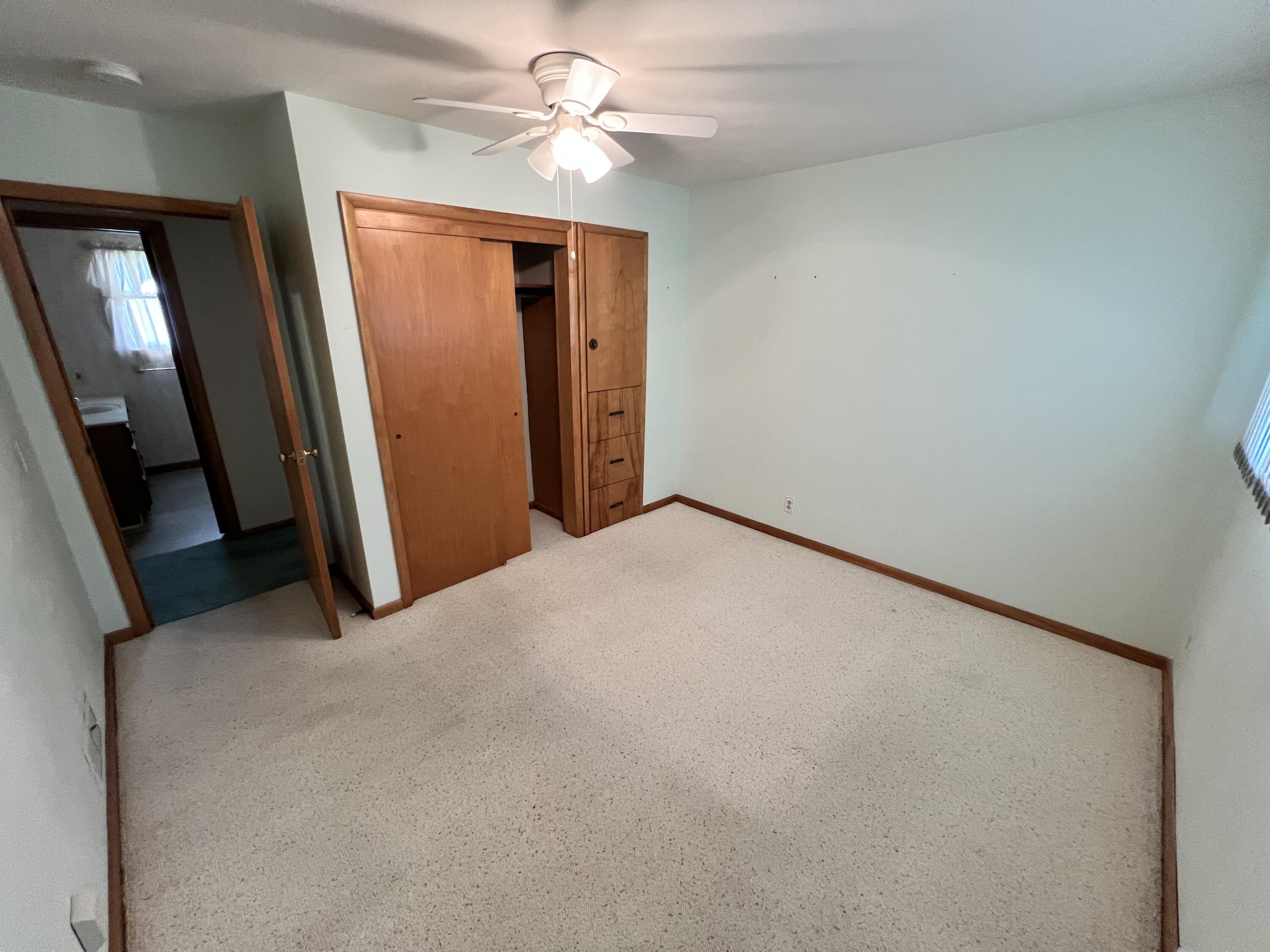 154 Fuller Road Battle Creek, MI 49015 - Photo 4 of 19 IMG_6786