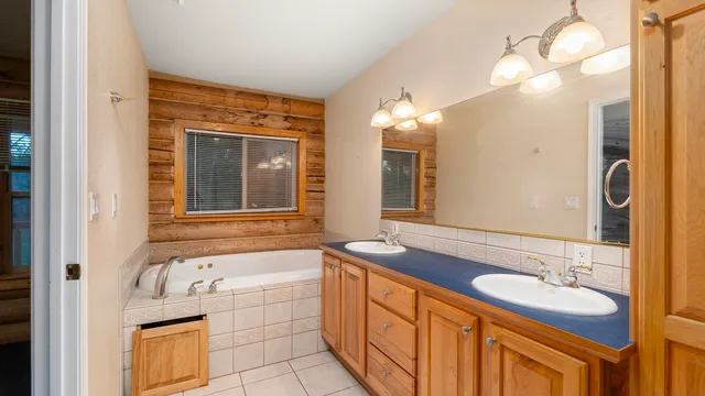 $1,499,000 | 12621 East Blanchard Road, Elk, WA 99009