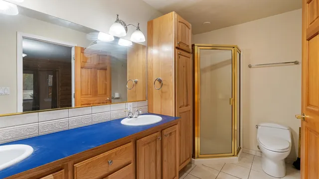 $1,499,000 | 12621 East Blanchard Road, Elk, WA 99009