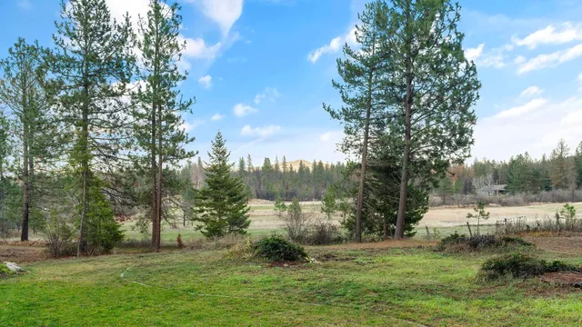 $1,499,000 | 12621 East Blanchard Road, Elk, WA 99009