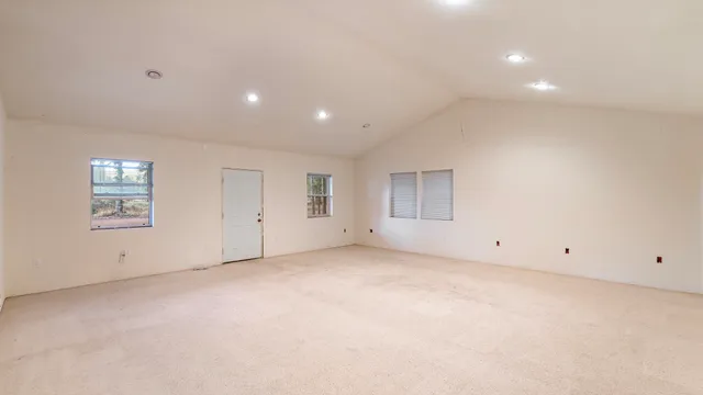 $1,499,000 | 12621 East Blanchard Road, Elk, WA 99009