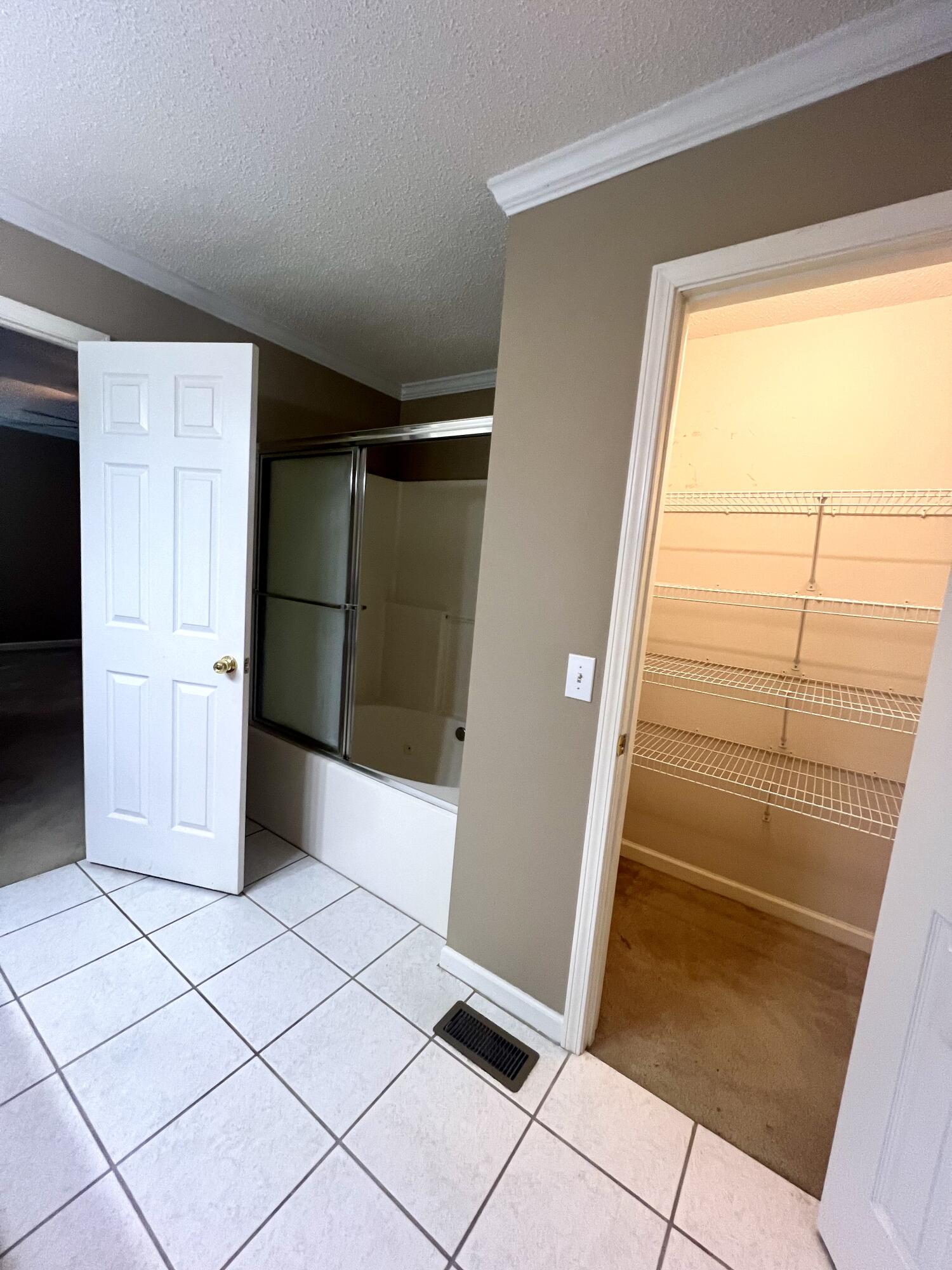 1065 Spring Meadows Drive Ringgold, GA 30736 - Photo 12 of 20 LARGE LINEN OR 2ND MASTER CLOSET