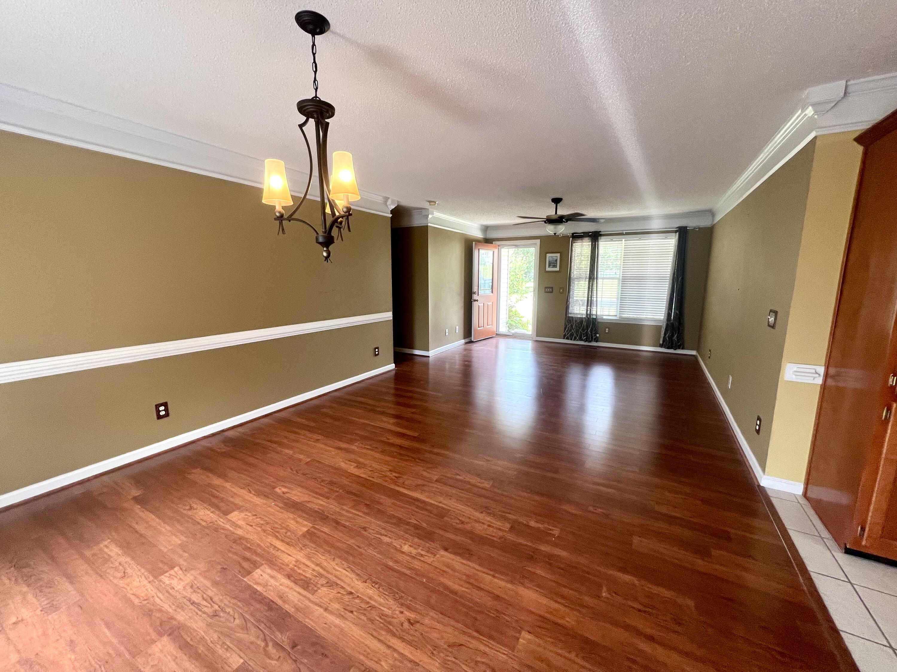 1065 Spring Meadows Drive Ringgold, GA 30736 - Photo 4 of 20 LARGE LIVING SPACE!