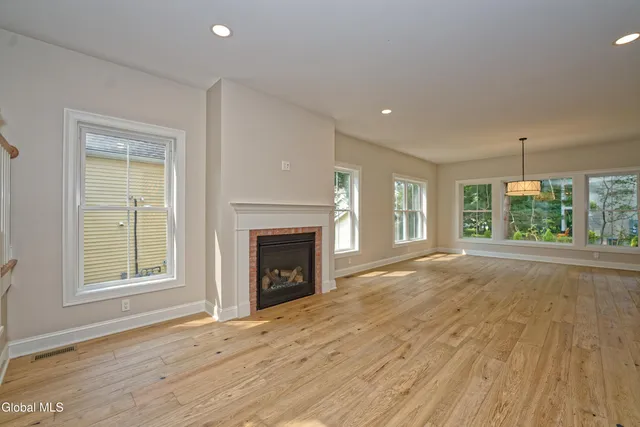 $925,000 | 295 Jefferson Street, Saratoga Springs, NY 12866