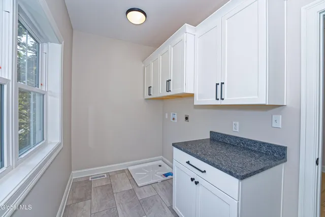 $925,000 | 295 Jefferson Street, Saratoga Springs, NY 12866