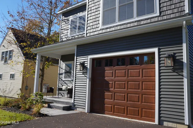 $925,000 | 295 Jefferson Street, Saratoga Springs, NY 12866