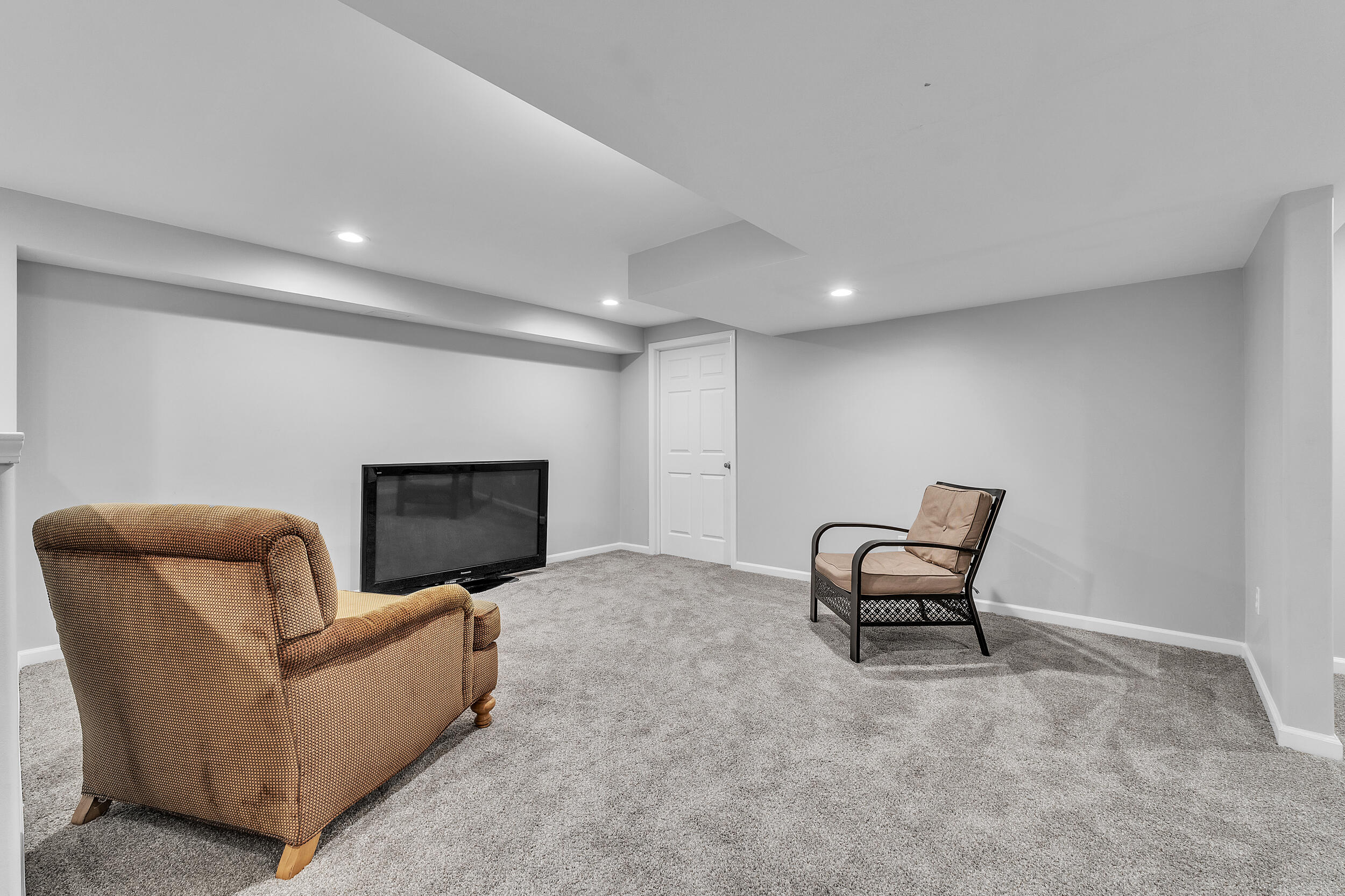 49044 Poppleton Court Canton, MI 48187 - Photo 44 of 58 poppleton-64