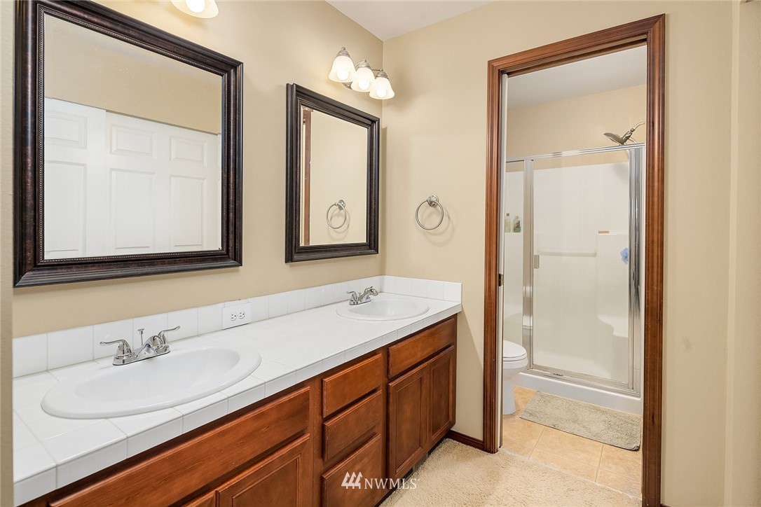 21310 11th Drive Southeast Bothell, WA 98021 - Photo 23 of 29 Gallery Image 23