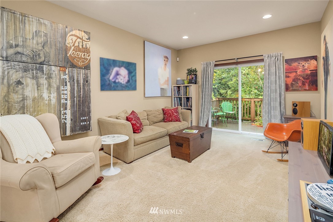 21310 11th Drive Southeast Bothell, WA 98021 - Photo 6 of 29 Gallery Image 6