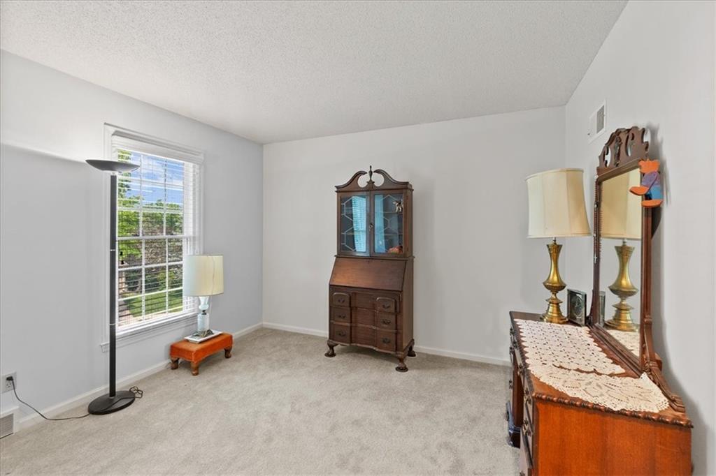 8315 Richards Road Lenexa, KS 66215 - Photo 23 of 35