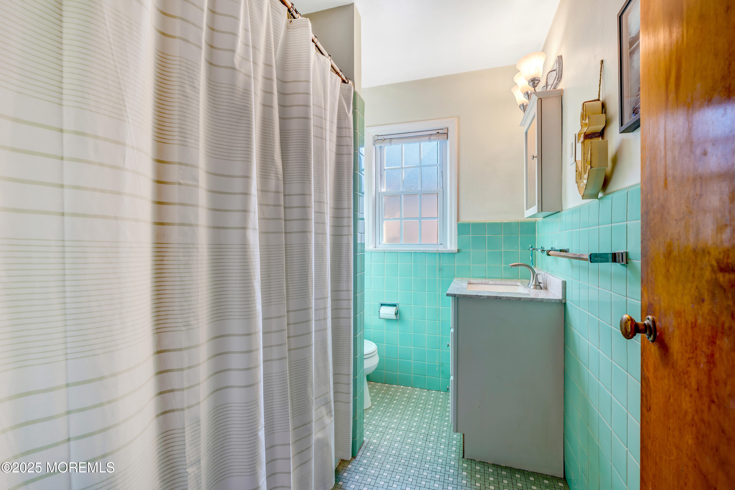 67 Victoria Place Red Bank, NJ 07701 - Photo 16 of 29 a bathroom with a shower