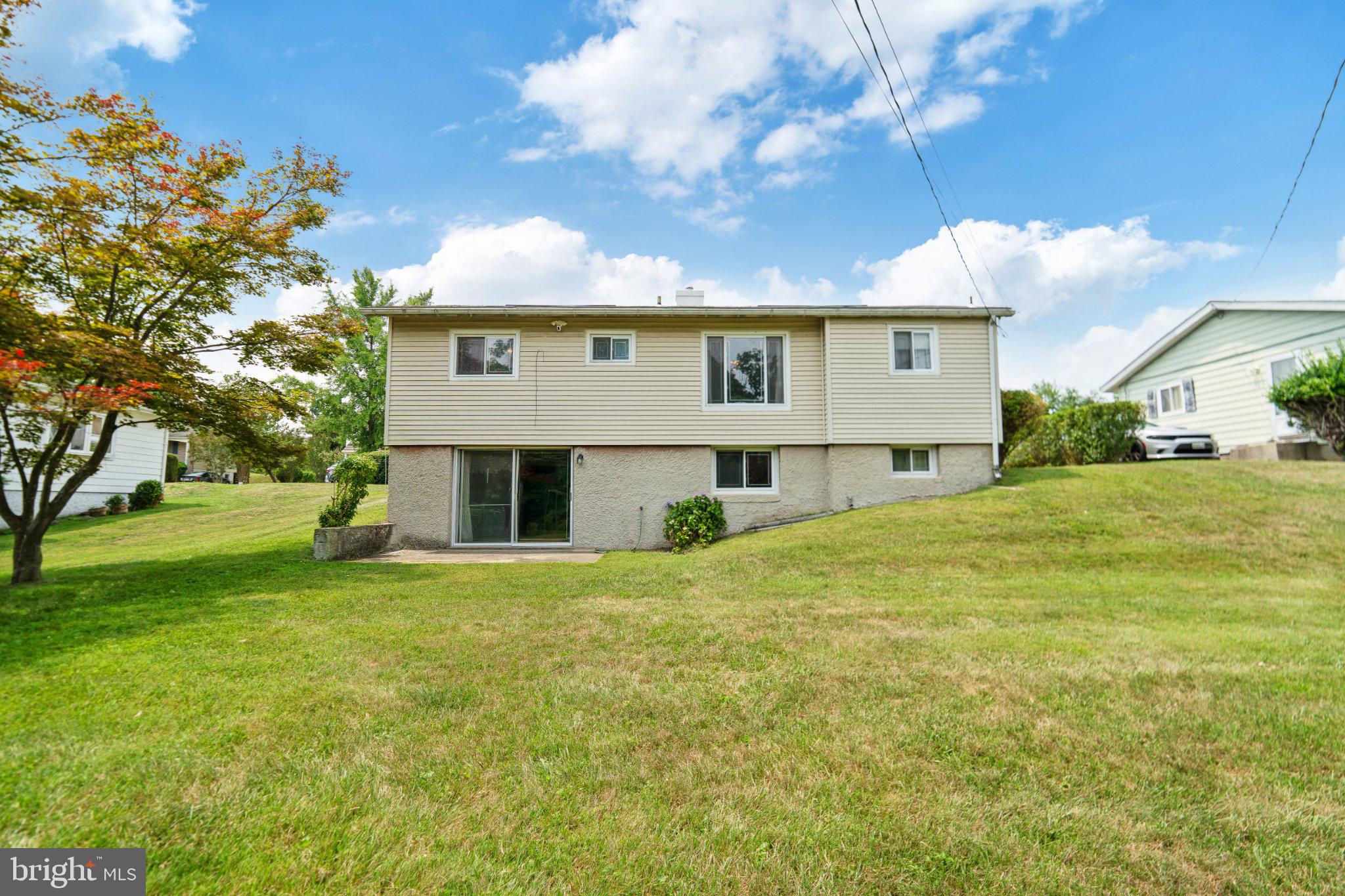 6812 Fox Meadow Road Baltimore, MD 21207 - Photo 3 of 27 Spacious backyard.