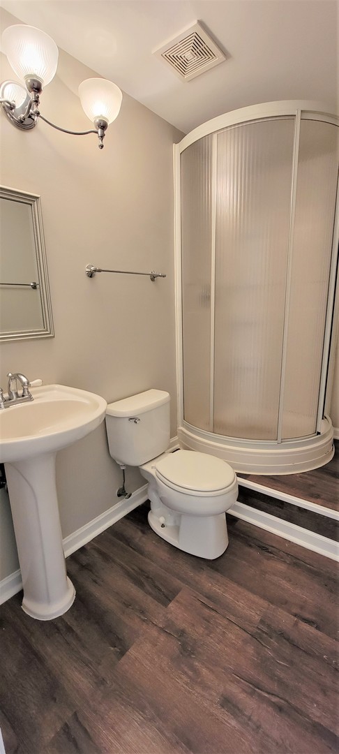 12 Falcon Ridge Court Algonquin, IL 60102 - Photo 15 of 18 Gallery Image 15