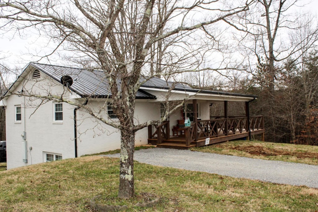 470 Short Bark Road Madisonville, TN 37354 - Photo 8 of 40 Gallery Image 8