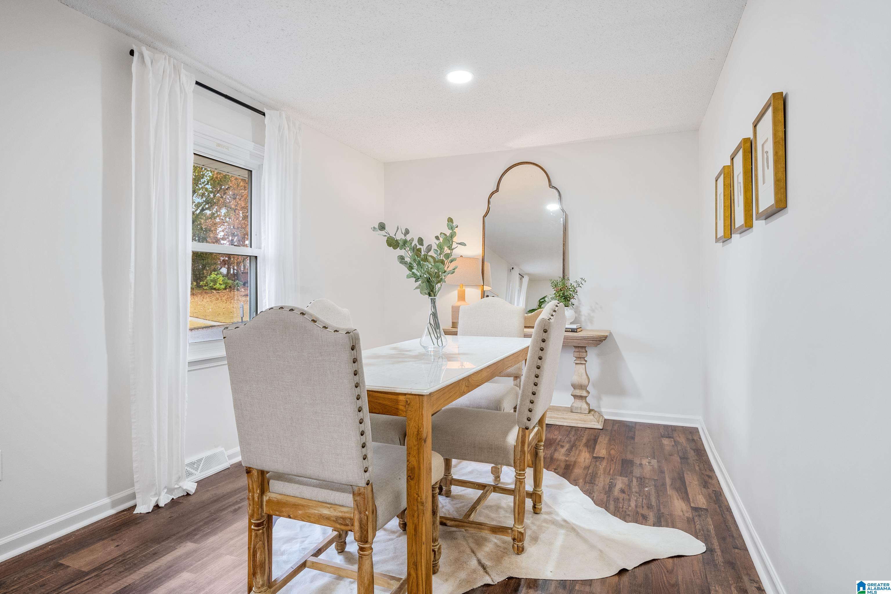 640 Woodbrook Road Birmingham, AL 35215 - Photo 8 of 34