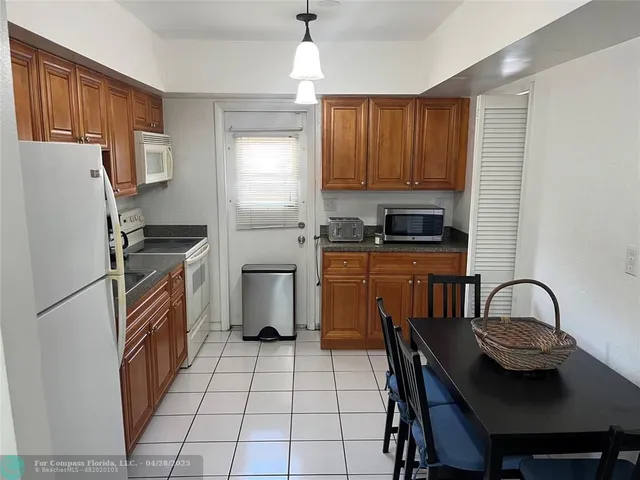 $3,200 | Undisclosed Address, Pompano Beach, FL 33062