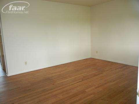 5648 Lytle Road Corunna, MI 48817 - Photo 6 of 15 20360945-5.JPG