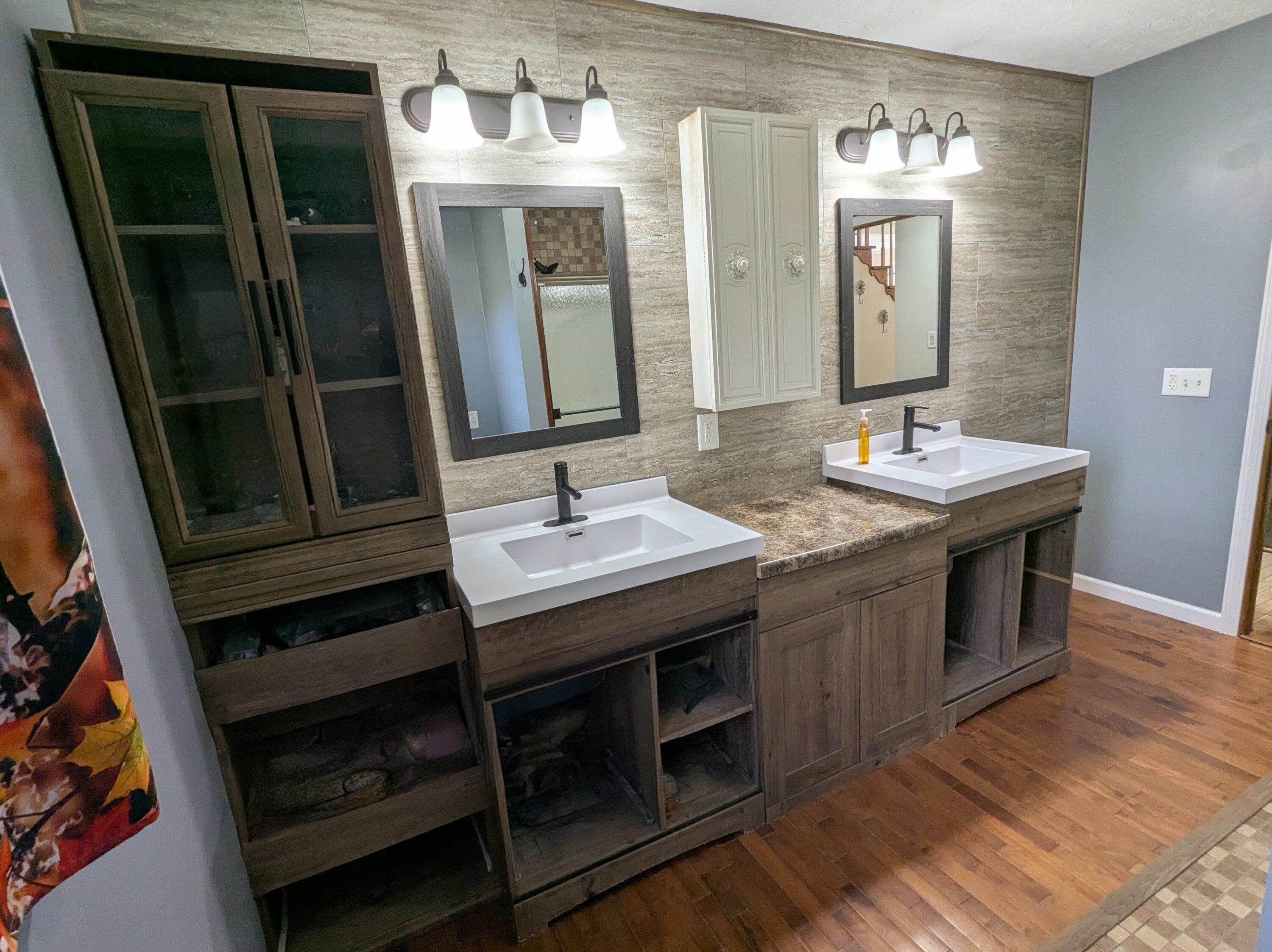 9913 Jones Road Bellevue, MI 49021 - Photo 26 of 94 PXL_20251030_201130378.MP~2
