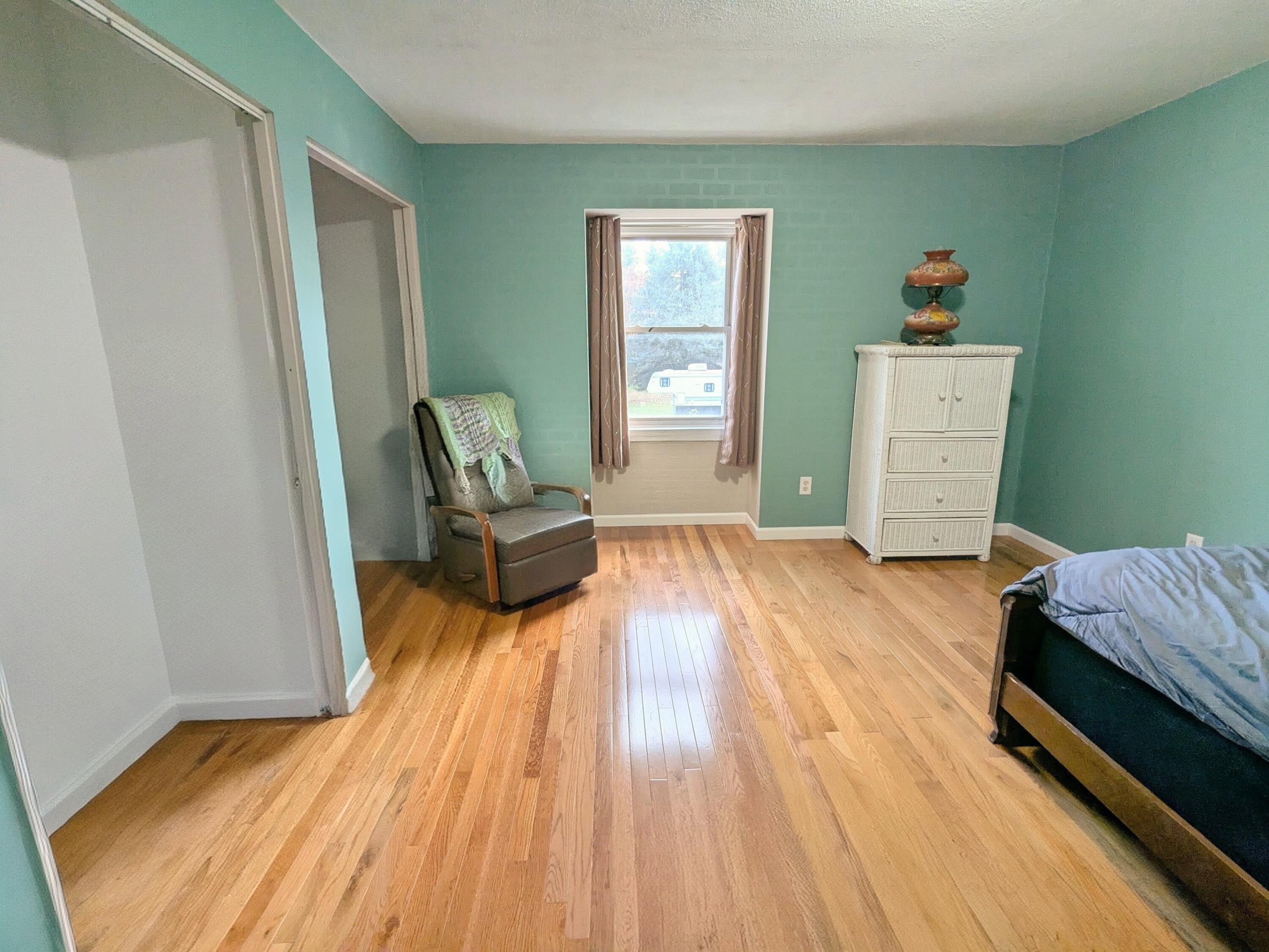 9913 Jones Road Bellevue, MI 49021 - Photo 49 of 94 PXL_20251030_203056507.MP~2