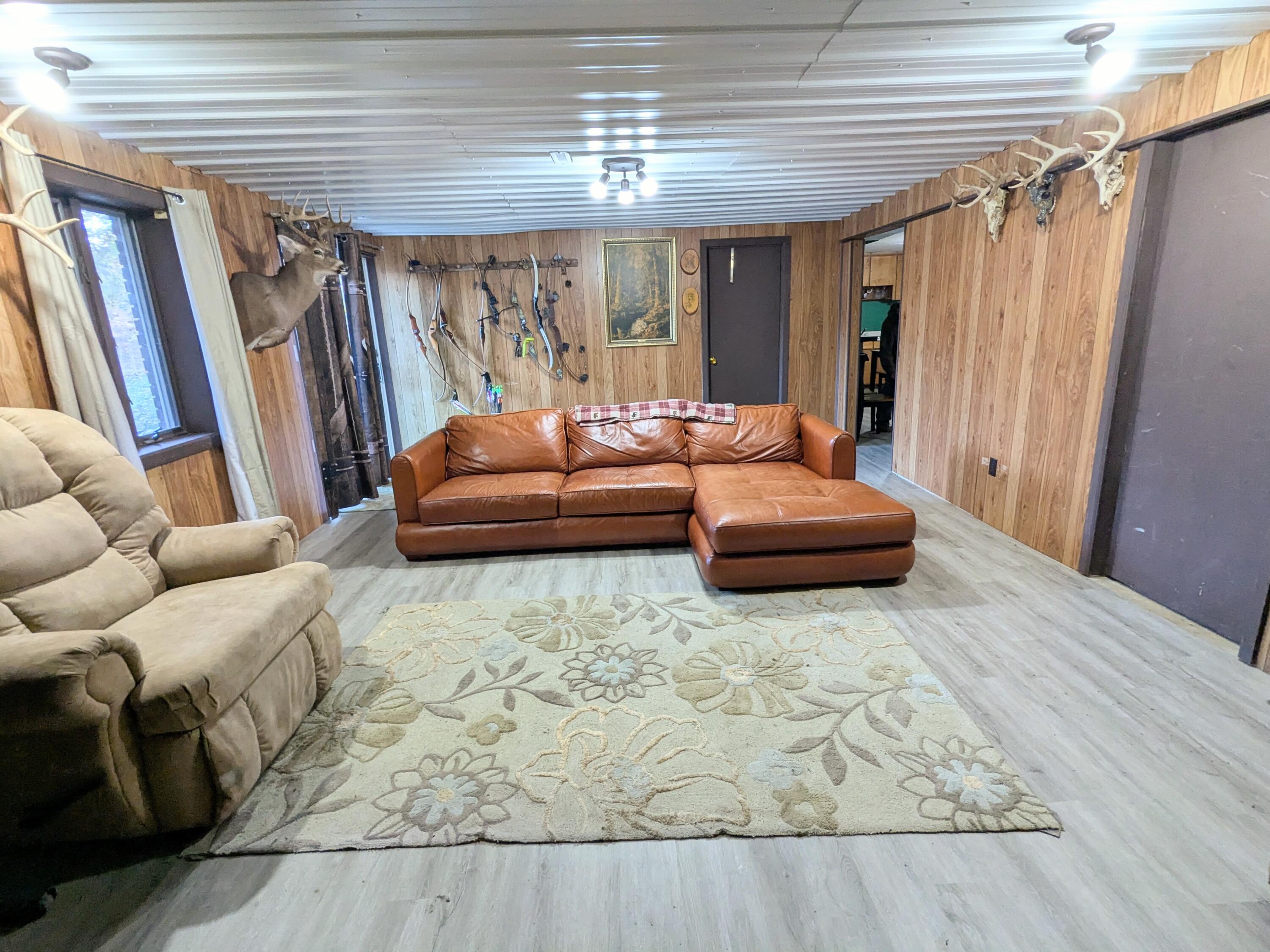 9913 Jones Road Bellevue, MI 49021 - Photo 55 of 94 PXL_20251030_210344271.MP~2