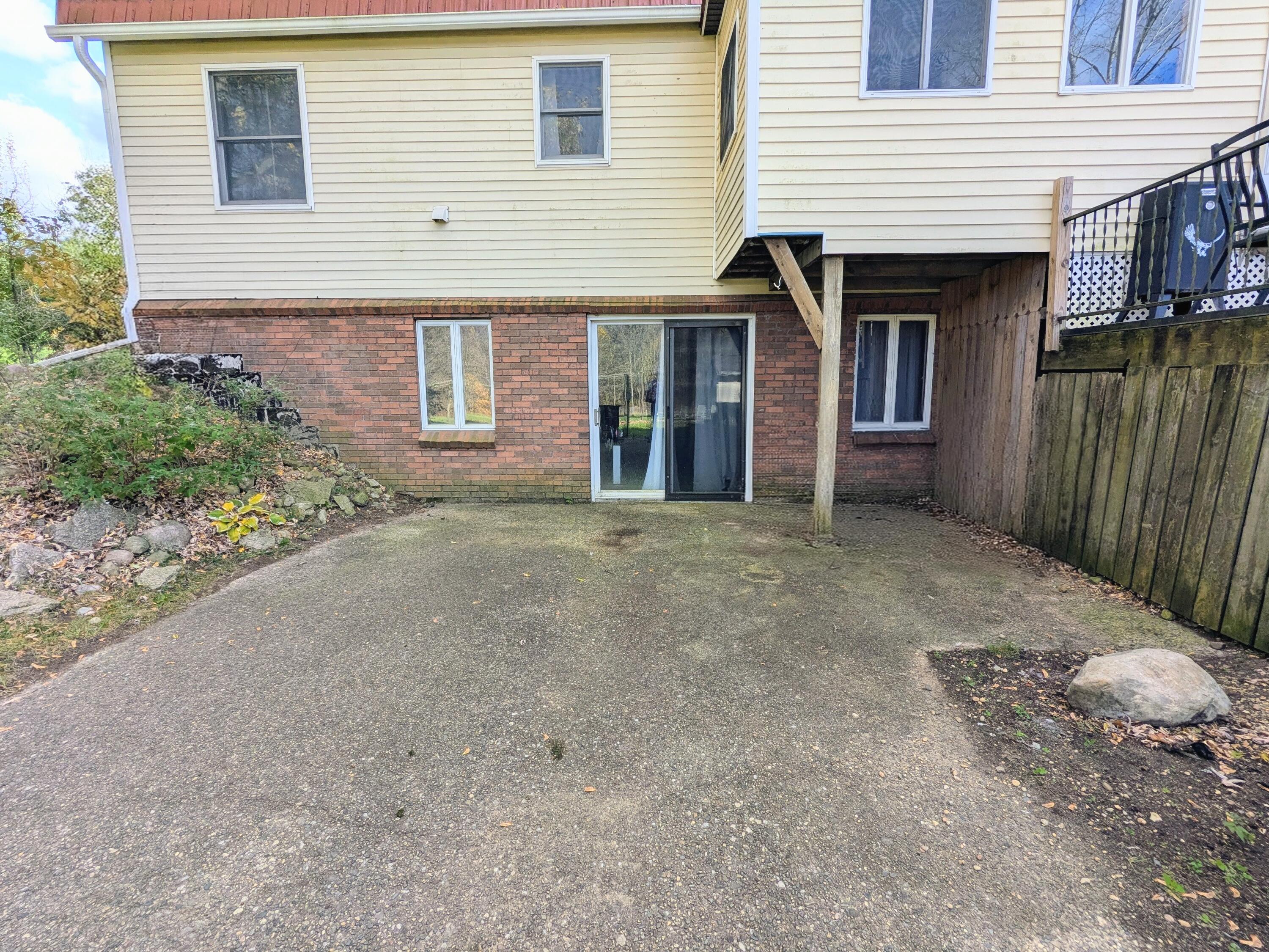 9913 Jones Road Bellevue, MI 49021 - Photo 69 of 94 PXL_20251030_195428312.MP~2