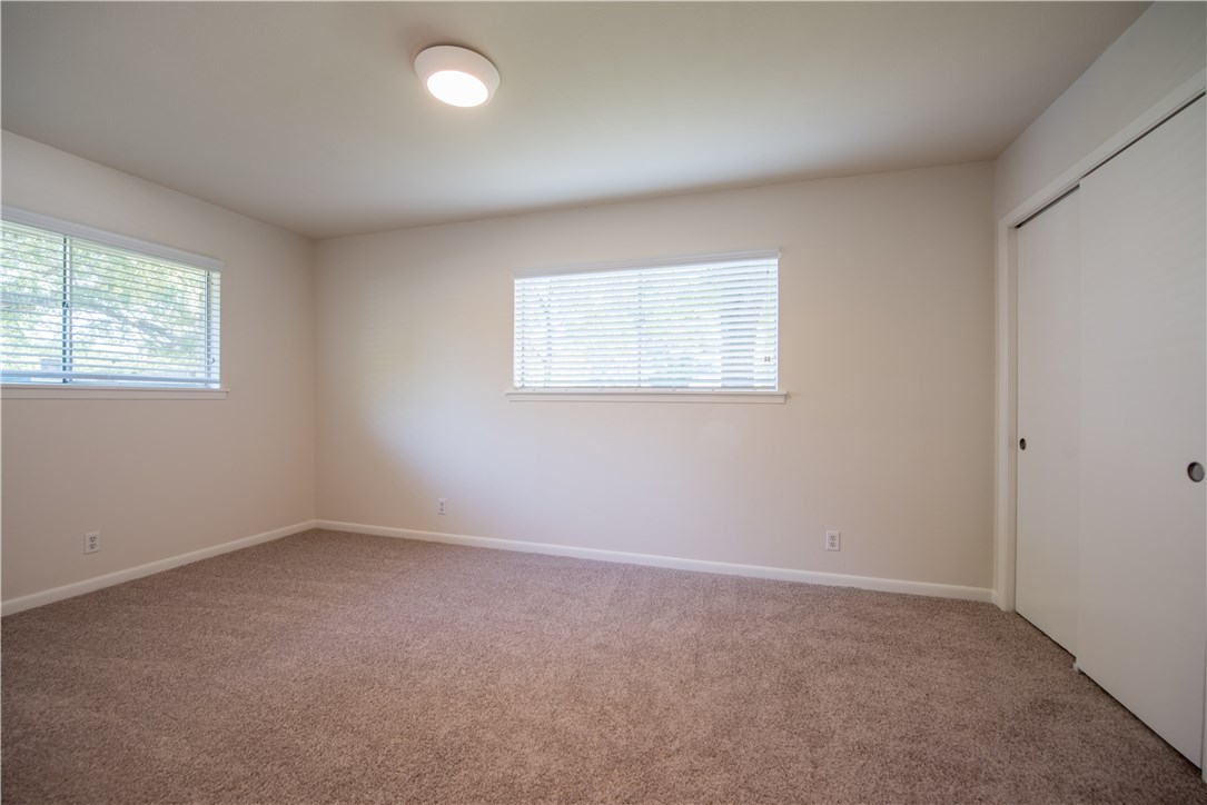 2902 Silverleaf Drive Austin, TX 78757 - Photo 22 of 30