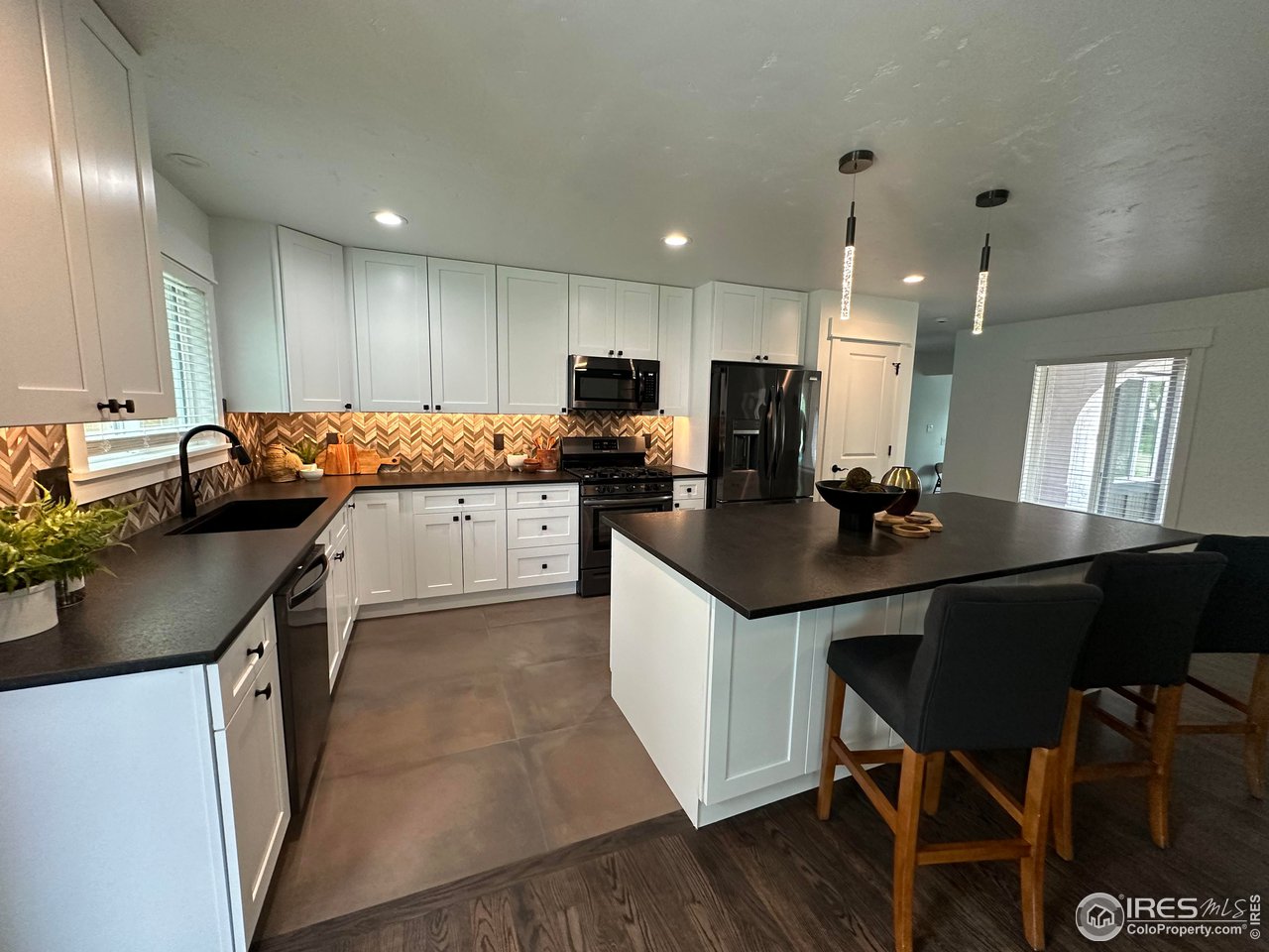 1725 Centennial Road Fort Collins, CO 80525 - Photo 23 of 34 Gallery Image 23