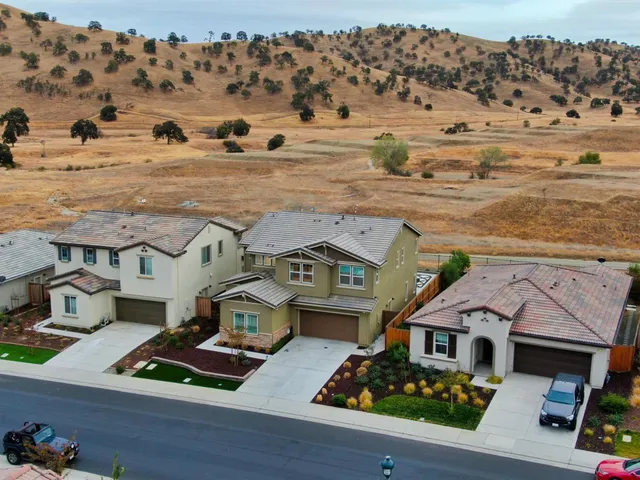 $550,000 | 9678 Cabernet Court, Patterson, CA 95363