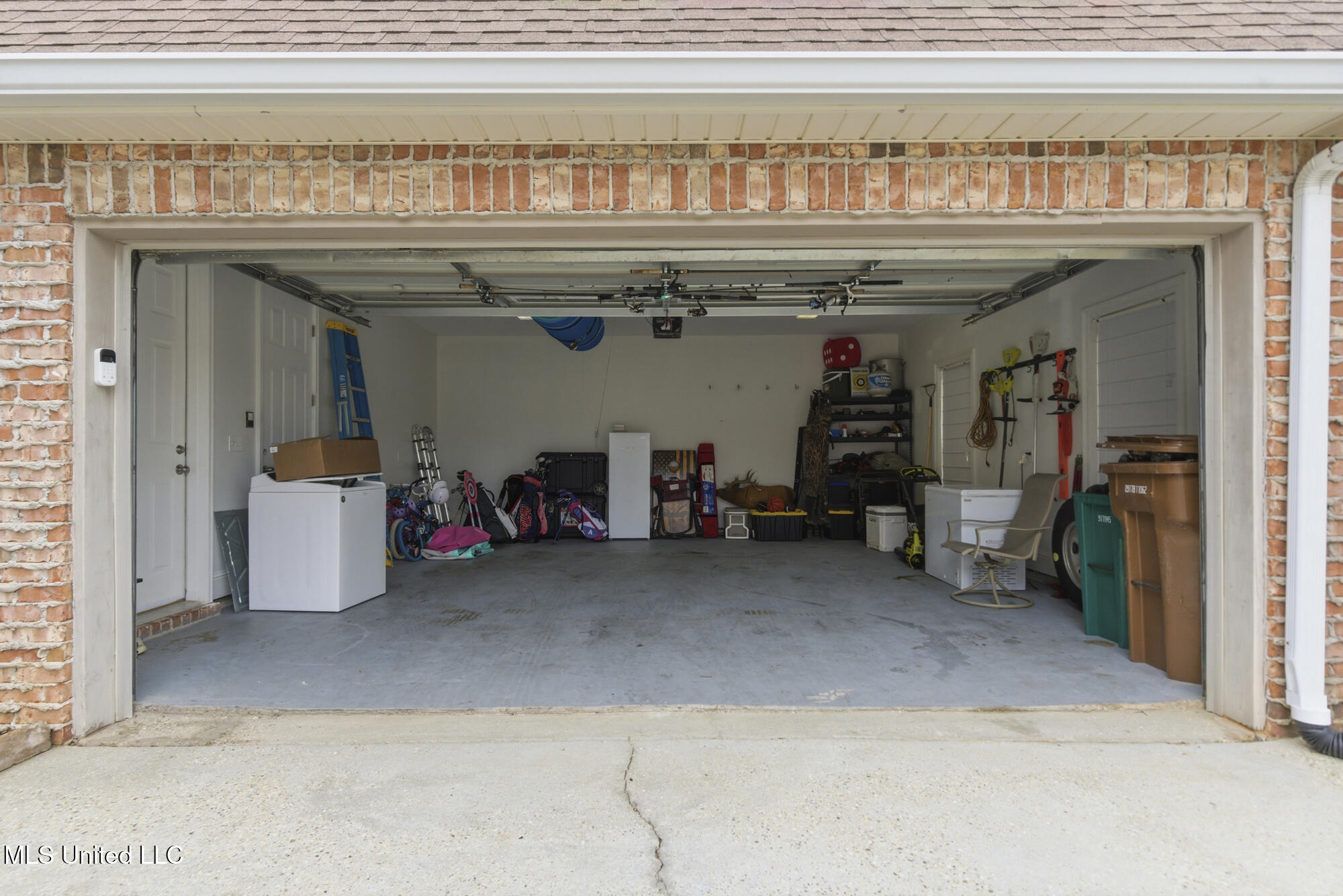 2305 Sunkist Country Club Road Biloxi, MS 39532 - Photo 29 of 37 29_ghubphoto_033