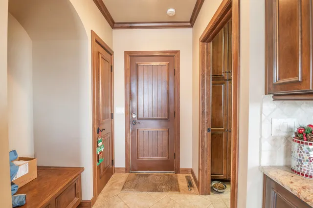 $749,900 | 581 Royal Saint Pats Drive, Wrightstown, WI 54180