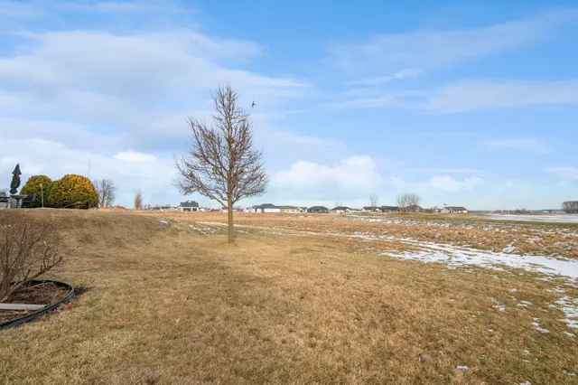 $749,900 | 581 Royal Saint Pats Drive, Wrightstown, WI 54180