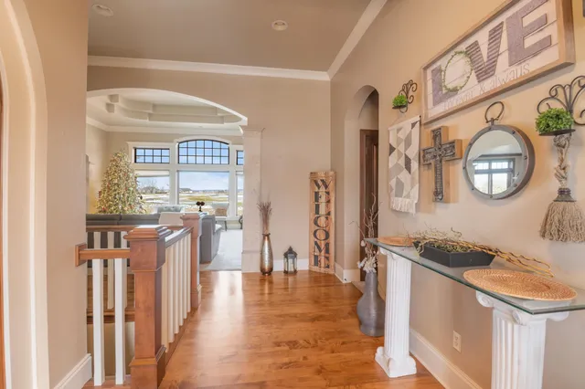 $749,900 | 581 Royal Saint Pats Drive, Wrightstown, WI 54180