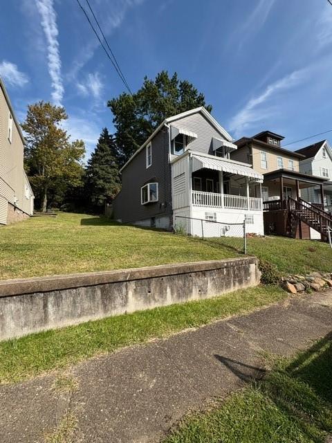 537 Indiana Avenue Glassport, PA 15045 - Photo 6 of 35