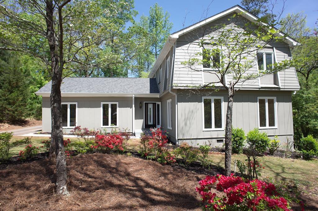 2995 Hamilton Road Cumming, GA 30041 - Photo 1 of 1 Welcome Home! This newly renovated 3 bed 2.5 bath home is located in Lanier Country Club Estates and is minutes from Market Place Shopping. Home is less than a mile from Little Ridge Park where you can boat, fish or enjoy the dog friendly walking trails.