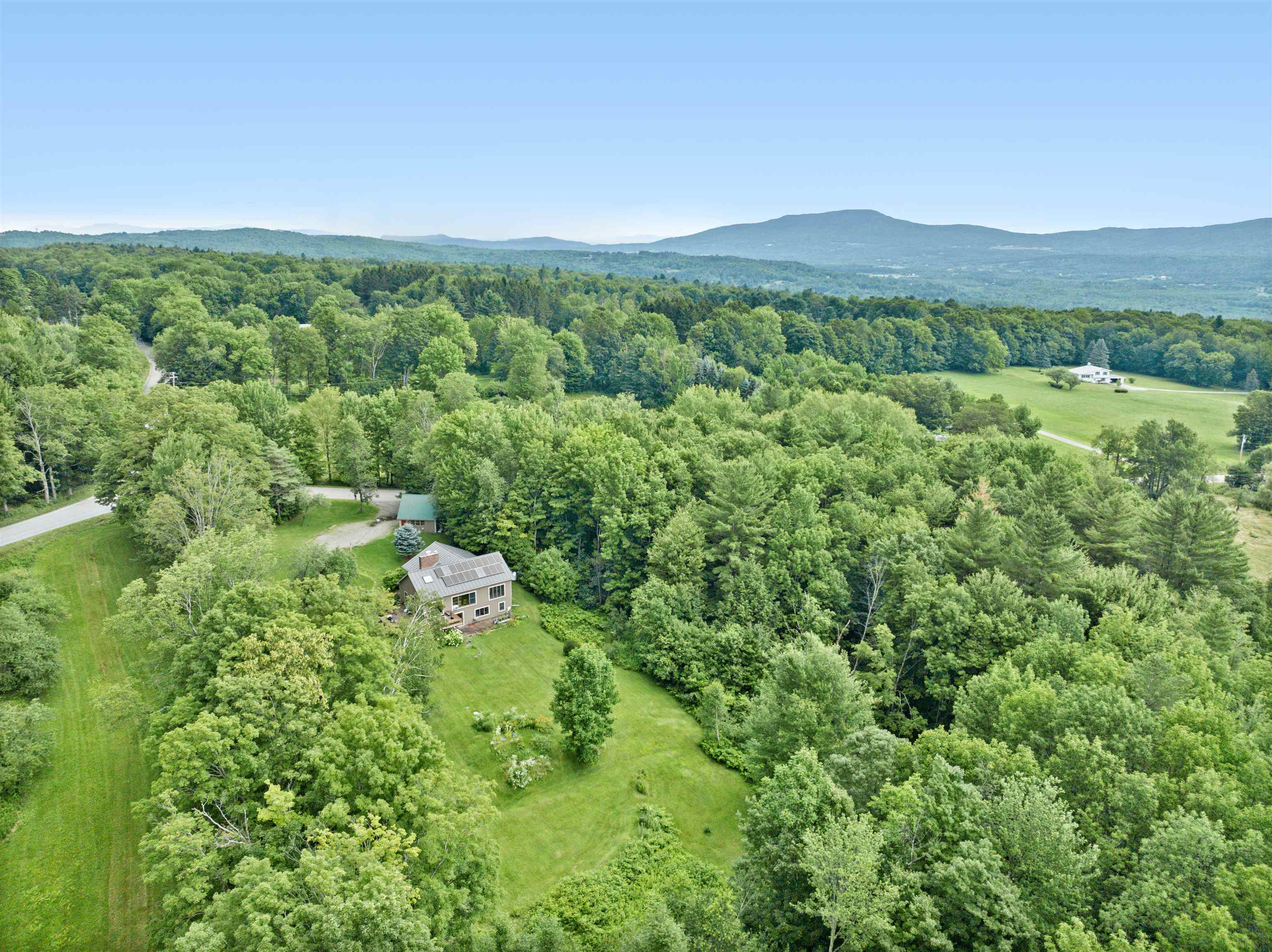 2113 West Hill Road Stowe, VT 05672 - Photo 39 of 50 Gallery Image 39