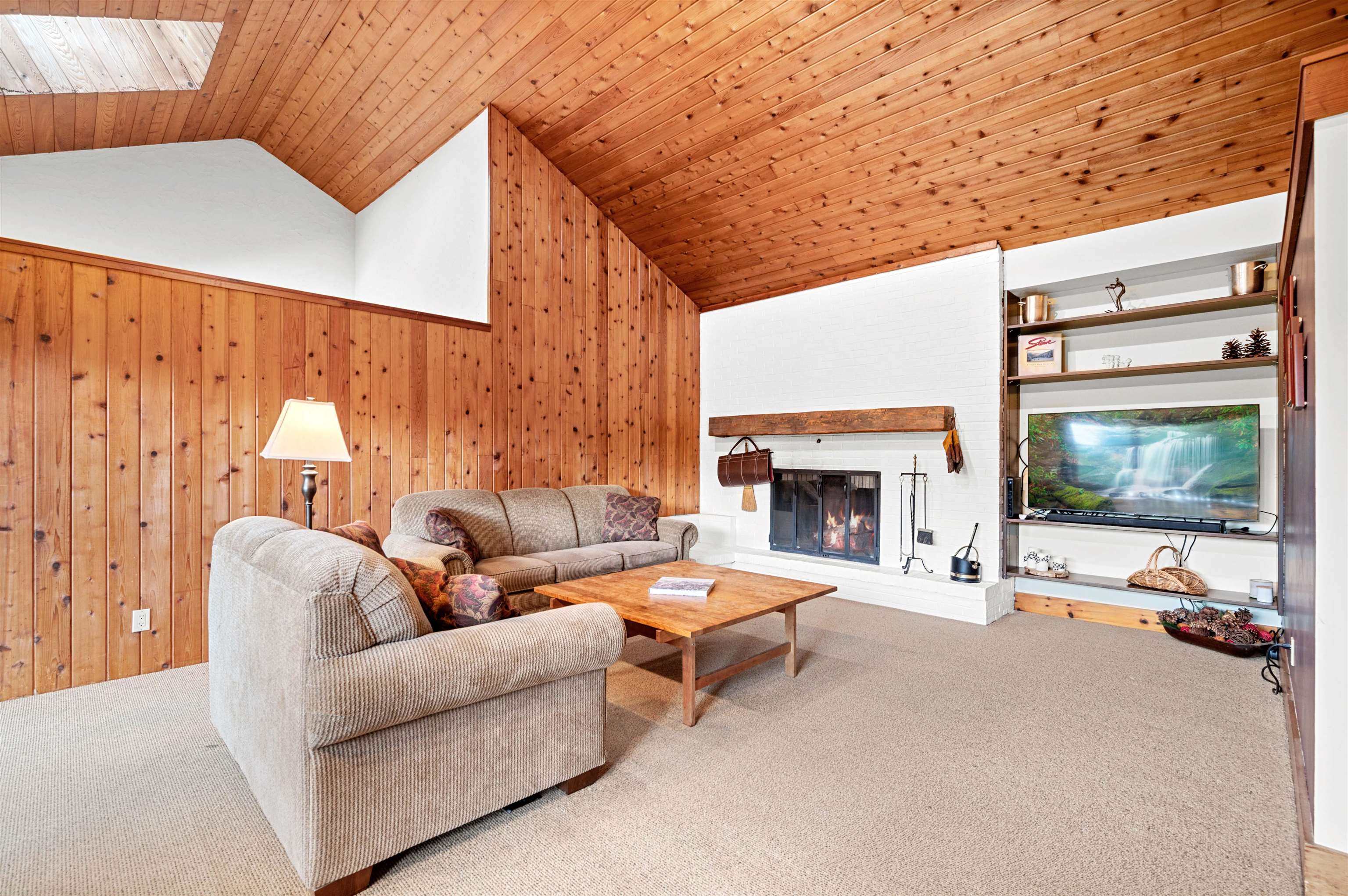 2113 West Hill Road Stowe, VT 05672 - Photo 9 of 50 Gallery Image 9