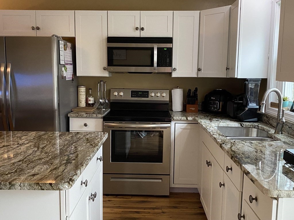 8 Reed Hill Road Wales, MA 01081 - Photo 12 of 18 Gallery Image 12