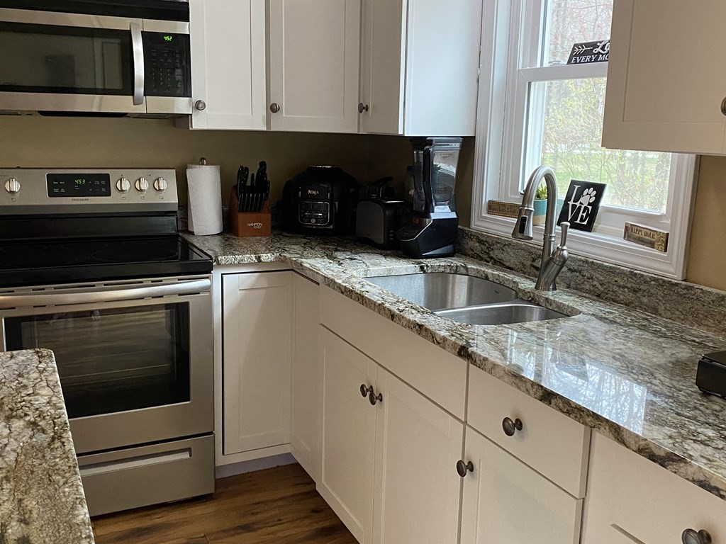 8 Reed Hill Road Wales, MA 01081 - Photo 13 of 18 Gallery Image 13