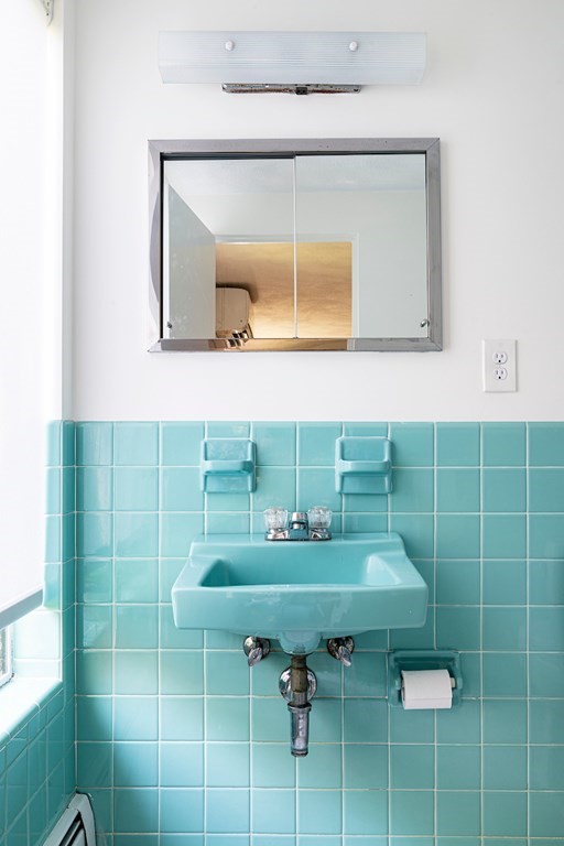 28 Mason Street Lexington, MA 02421 - Photo 20 of 29 Gallery Image 20