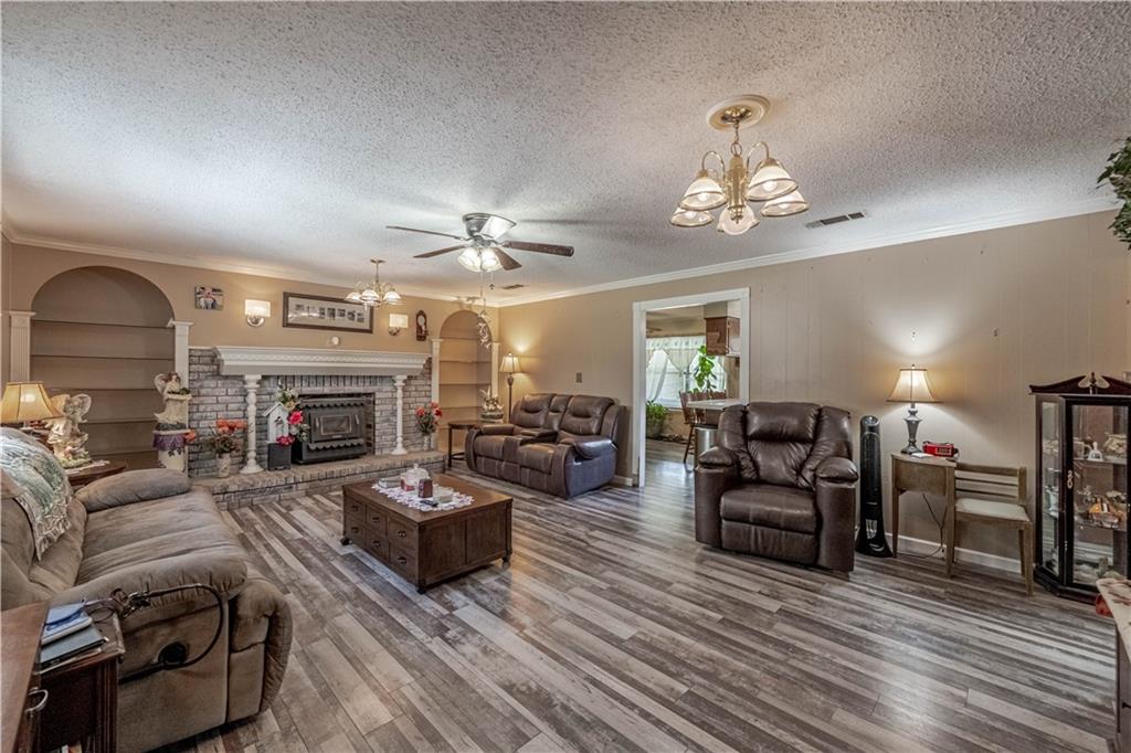 769 Forest Drive Leesville, LA 71446 - Photo 3 of 42