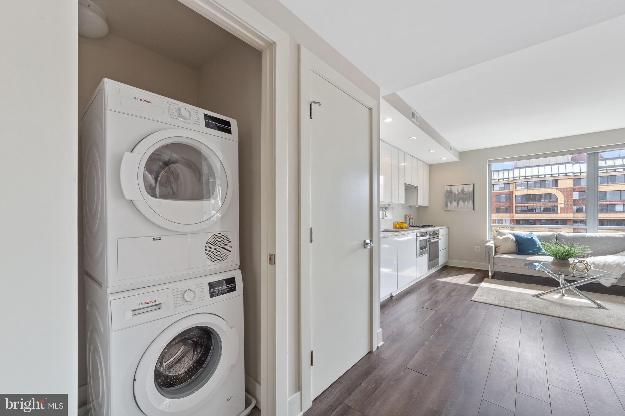 1311 13th Street Northwest, Unit PH9 Washington, DC 20005 - Photo 29 of 52 Hallway