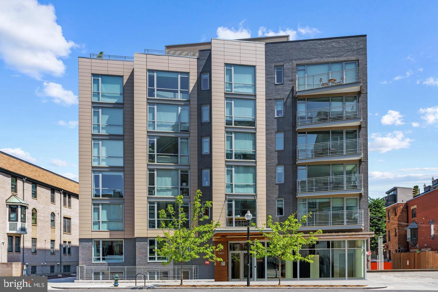 1311 13th Street Northwest, Unit PH9 Washington, DC 20005 - Photo 3 of 52 Stunning Architecture