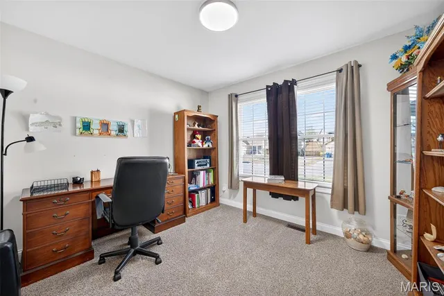 $350,000 | 28 Bittersweet Drive, Troy, MO 63379