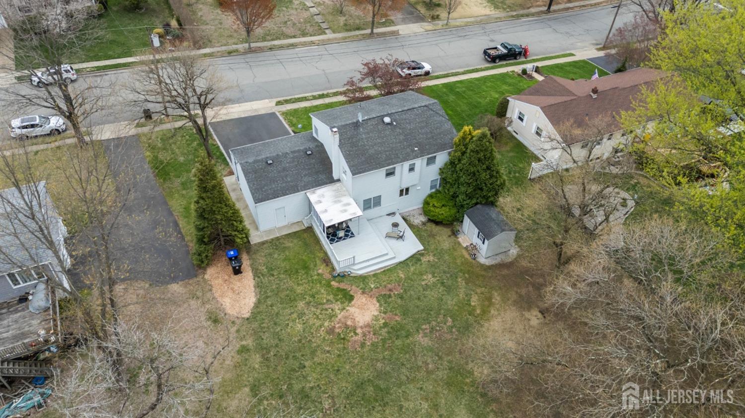 47 Landsdowne Road East Brunswick, NJ 08816 - Photo 30 of 35 Gallery Image 30