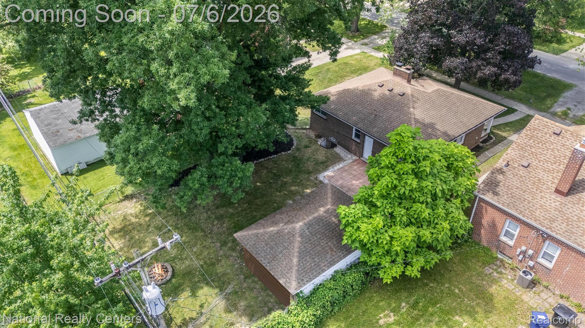 9984 Hemingway Street Redford, MI 48239 - Photo 30 of 33 33-Hemingway-32.jpg